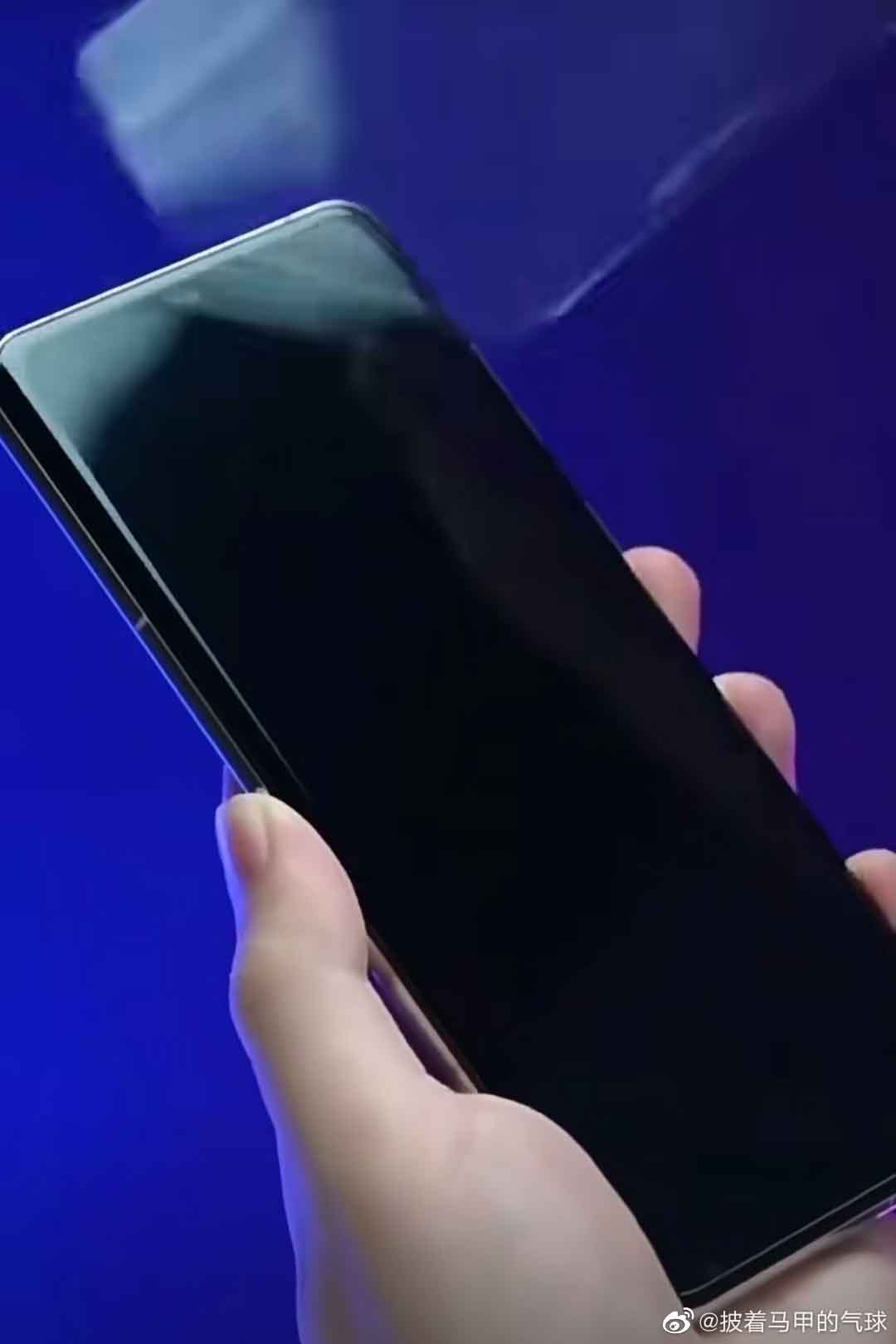 Huawei P60 Pro quad curved display