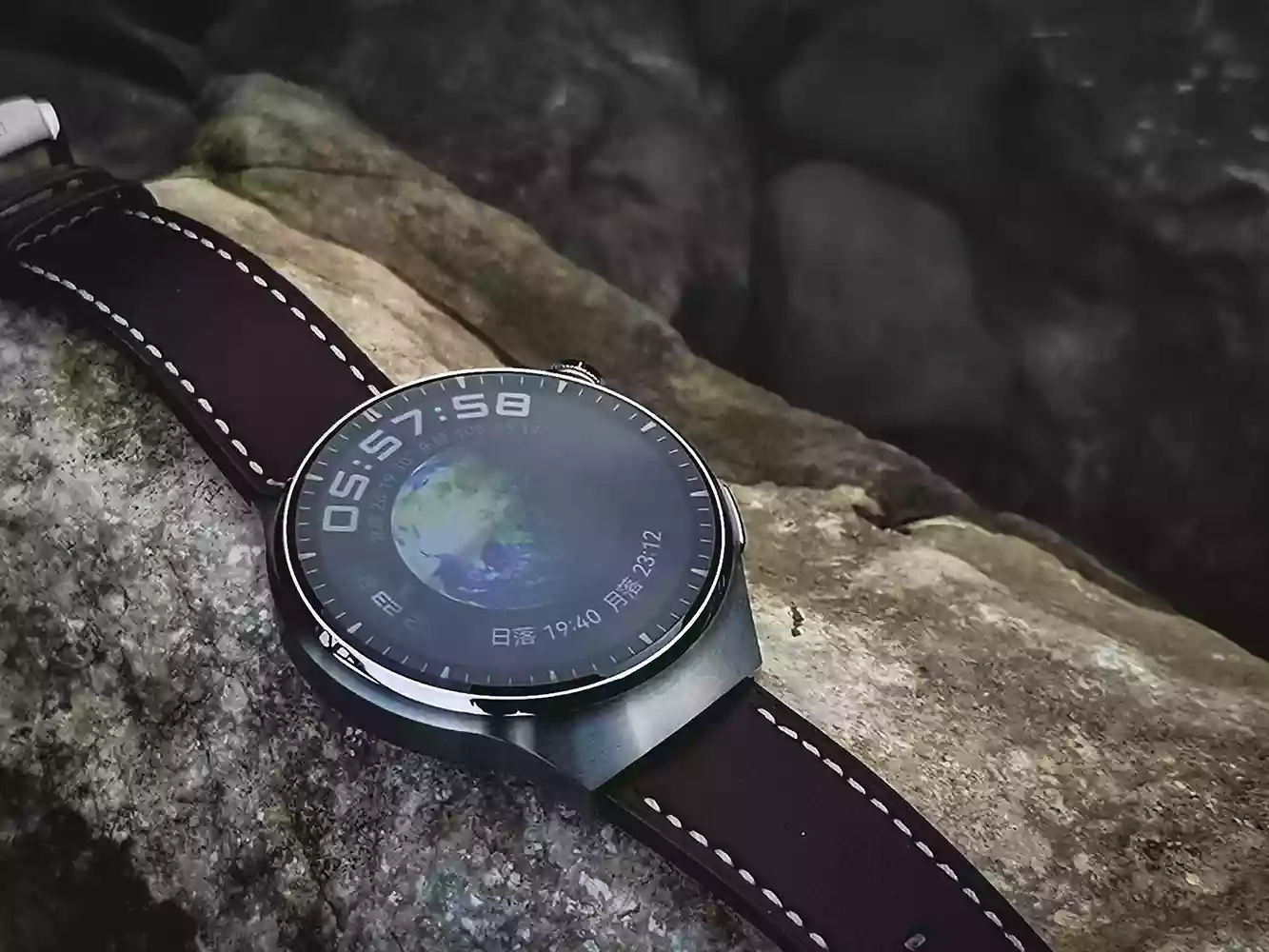 Huawei Watch 4 Pro Leather Version image tour - Huawei Central
